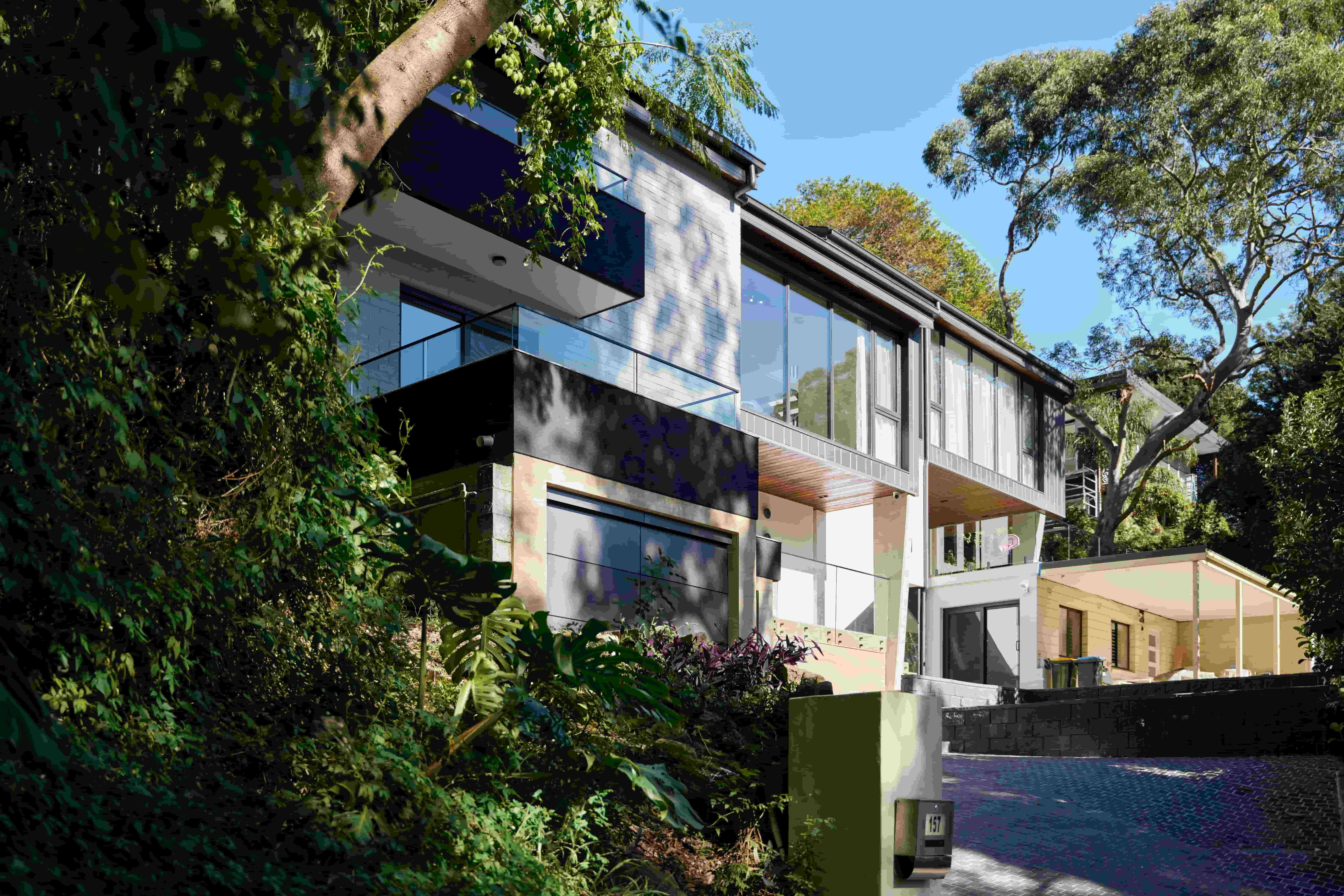 Verdant Glow Residence